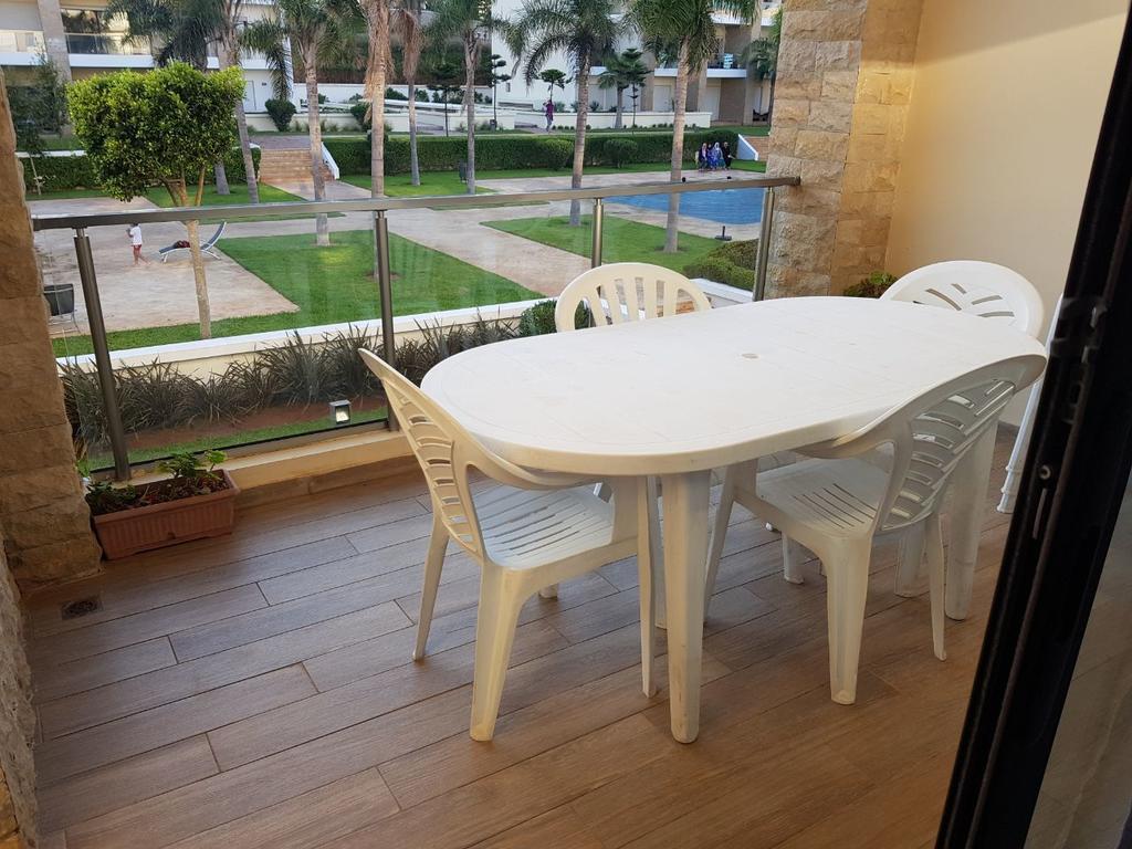 Plage Des Nations Apartment Sidi Bouqnadel Dış mekan fotoğraf